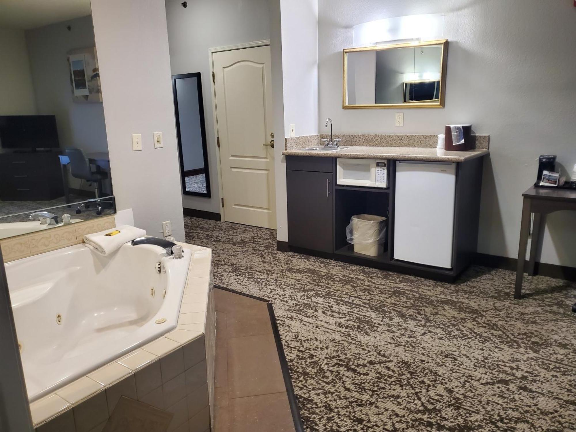 Best Western Fort Wayne Inn & Suites North Ngoại thất bức ảnh